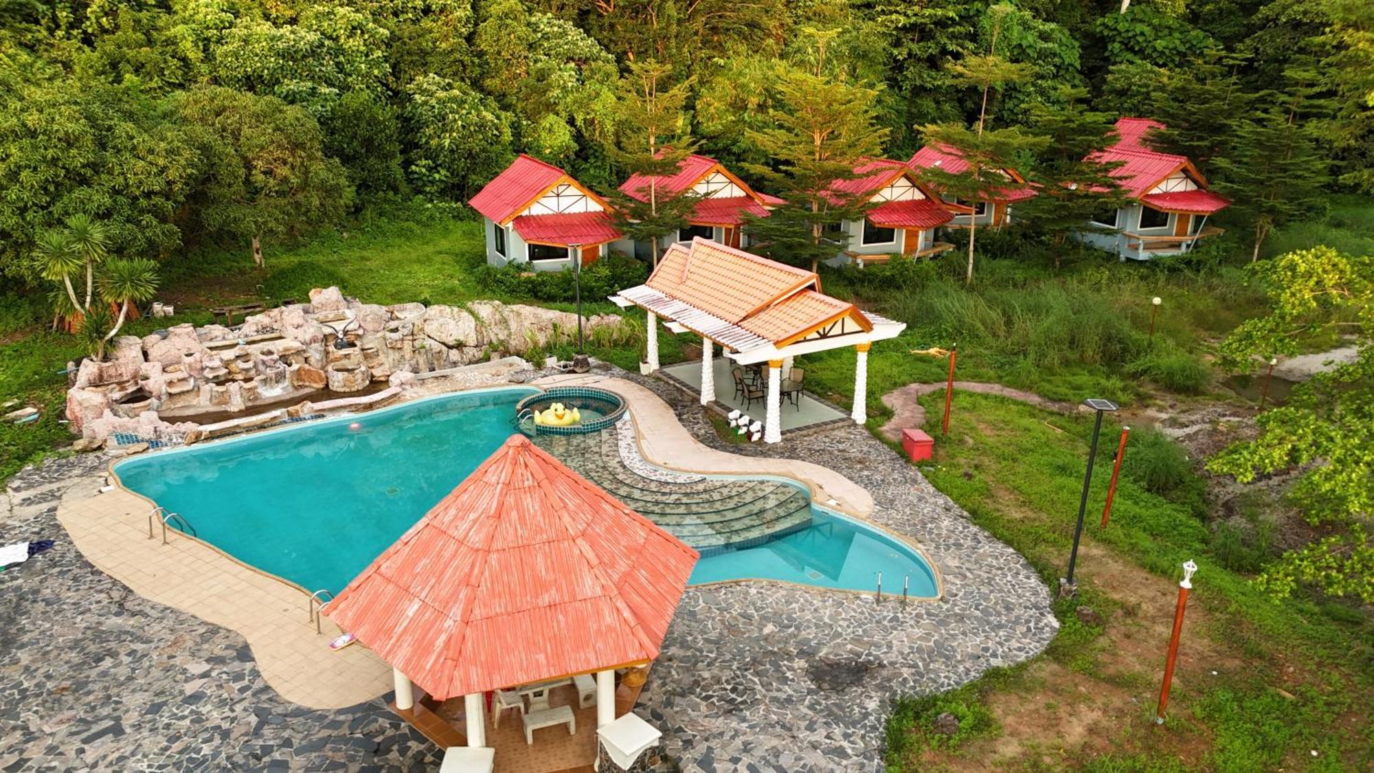 Koh Chang Resort Exterior photo