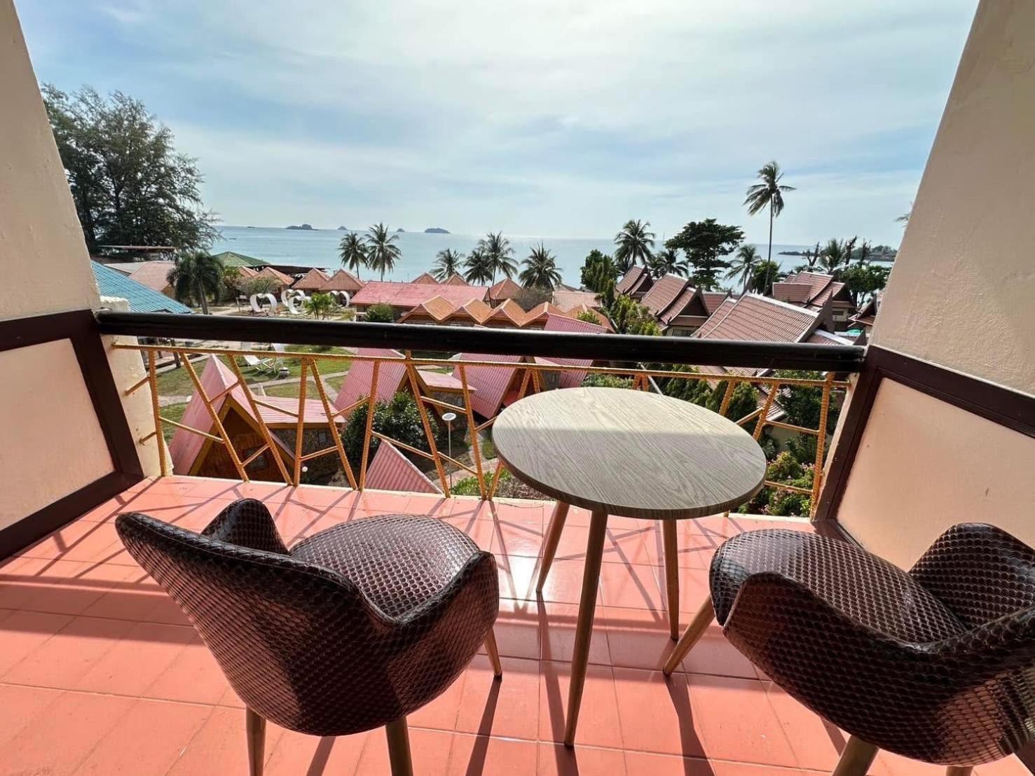 Koh Chang Resort Exterior photo